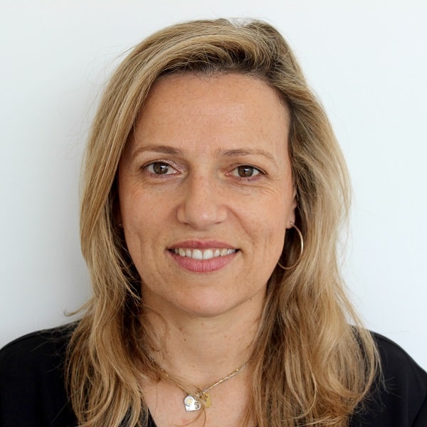 dra-helena-costa-min.jpg